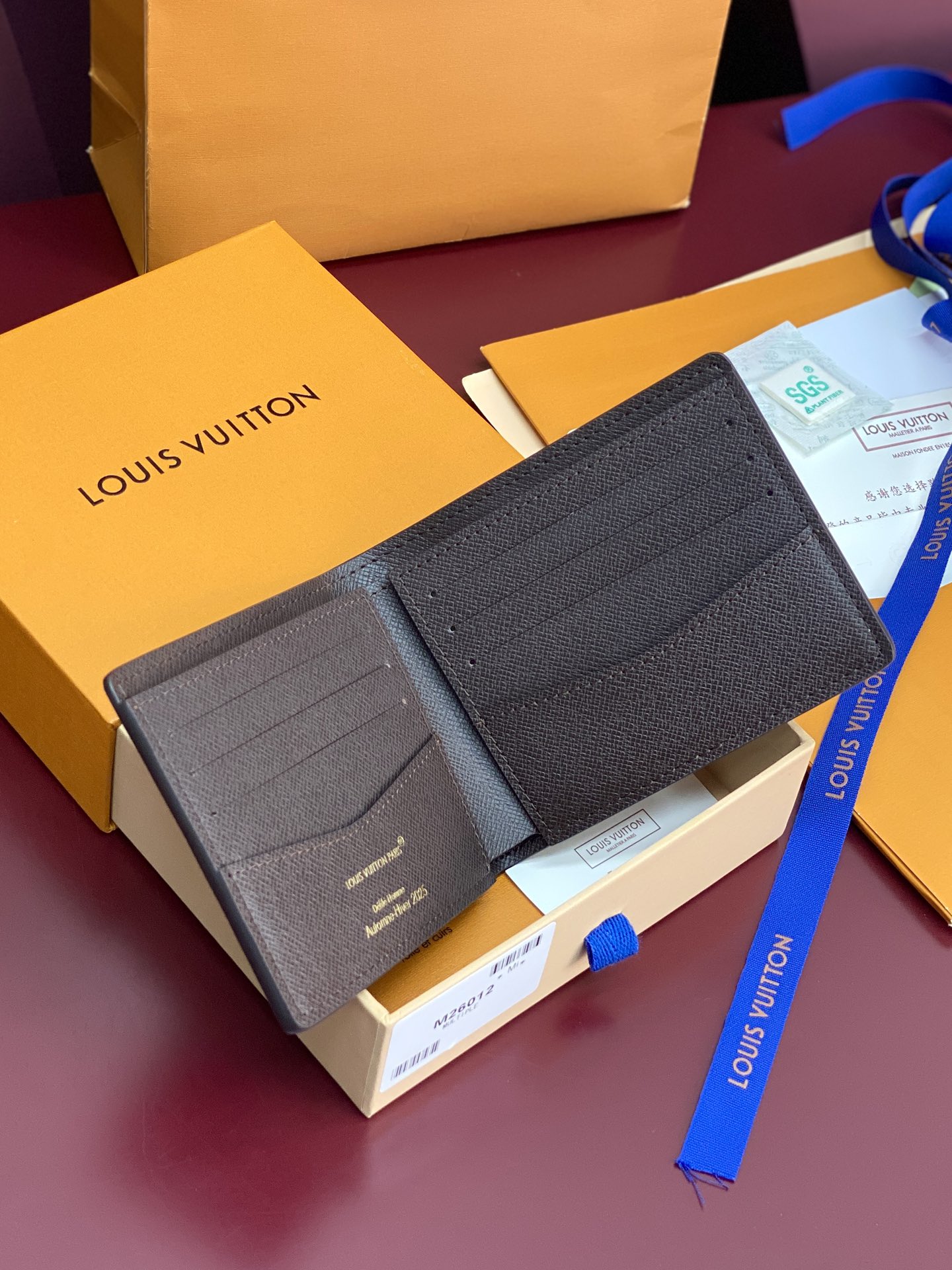 TOP Louis Vuitton LV Monogram Landscape Slender Wallet 11x8.5x2cm - Brown
