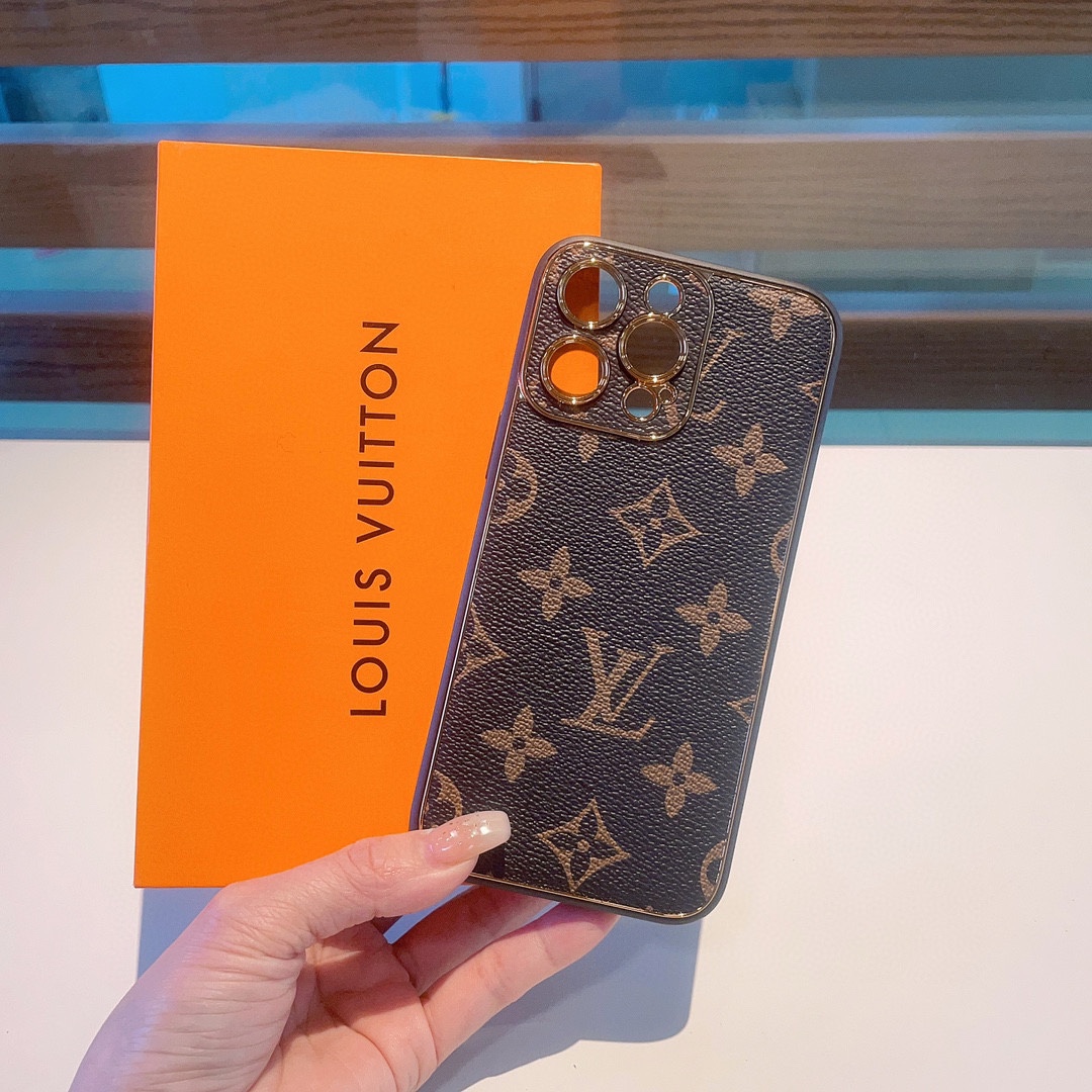 TOP Louis Vuitton LV Classic Monogram Iphone case - 2 Colors