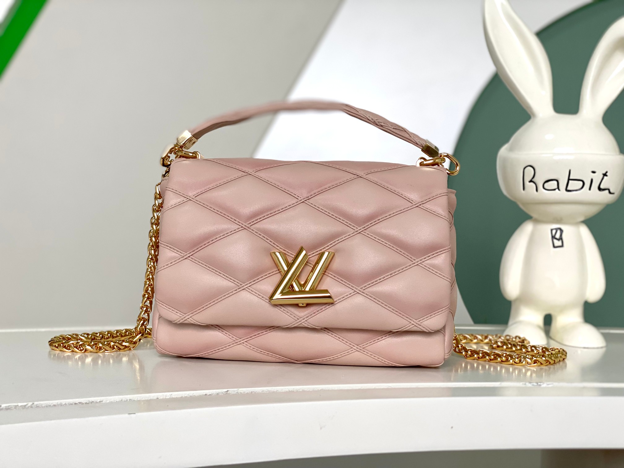 TOP Louis Vuitton LV Sheep Leather Twist MM Bag - 23x16x10CM - 6 Colors&GHW