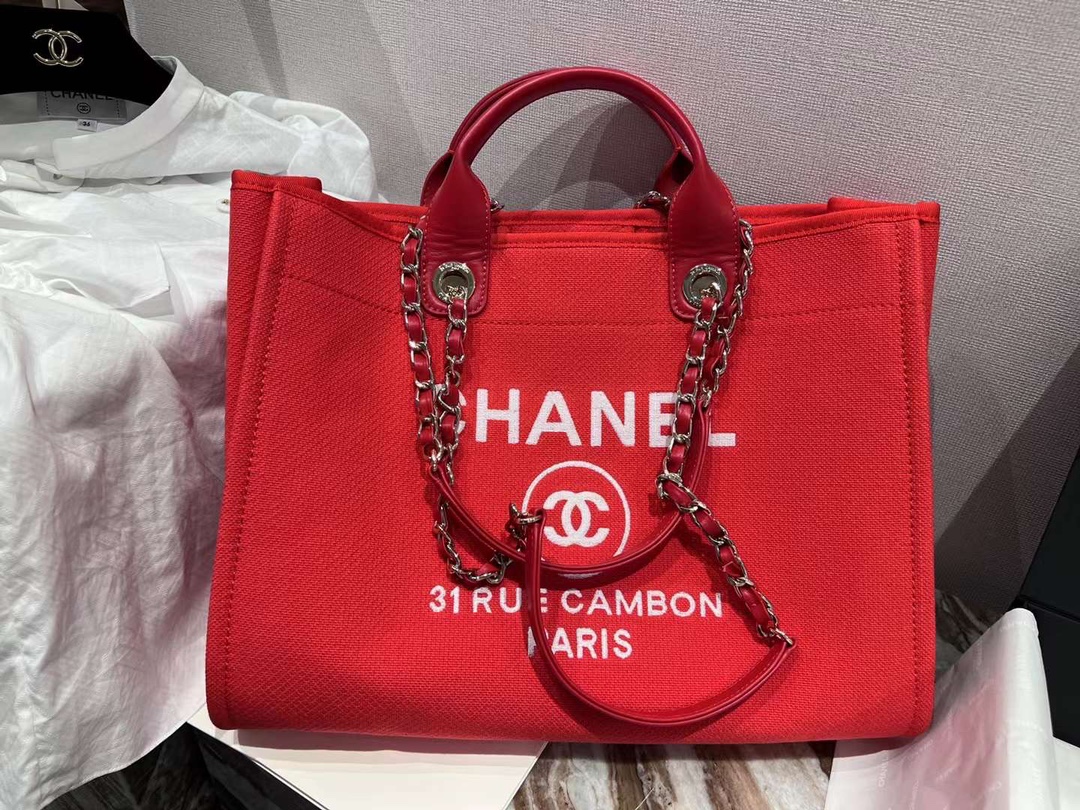 TOP CHANEL Deauville Tote Shopping Bag 35cm - Red
