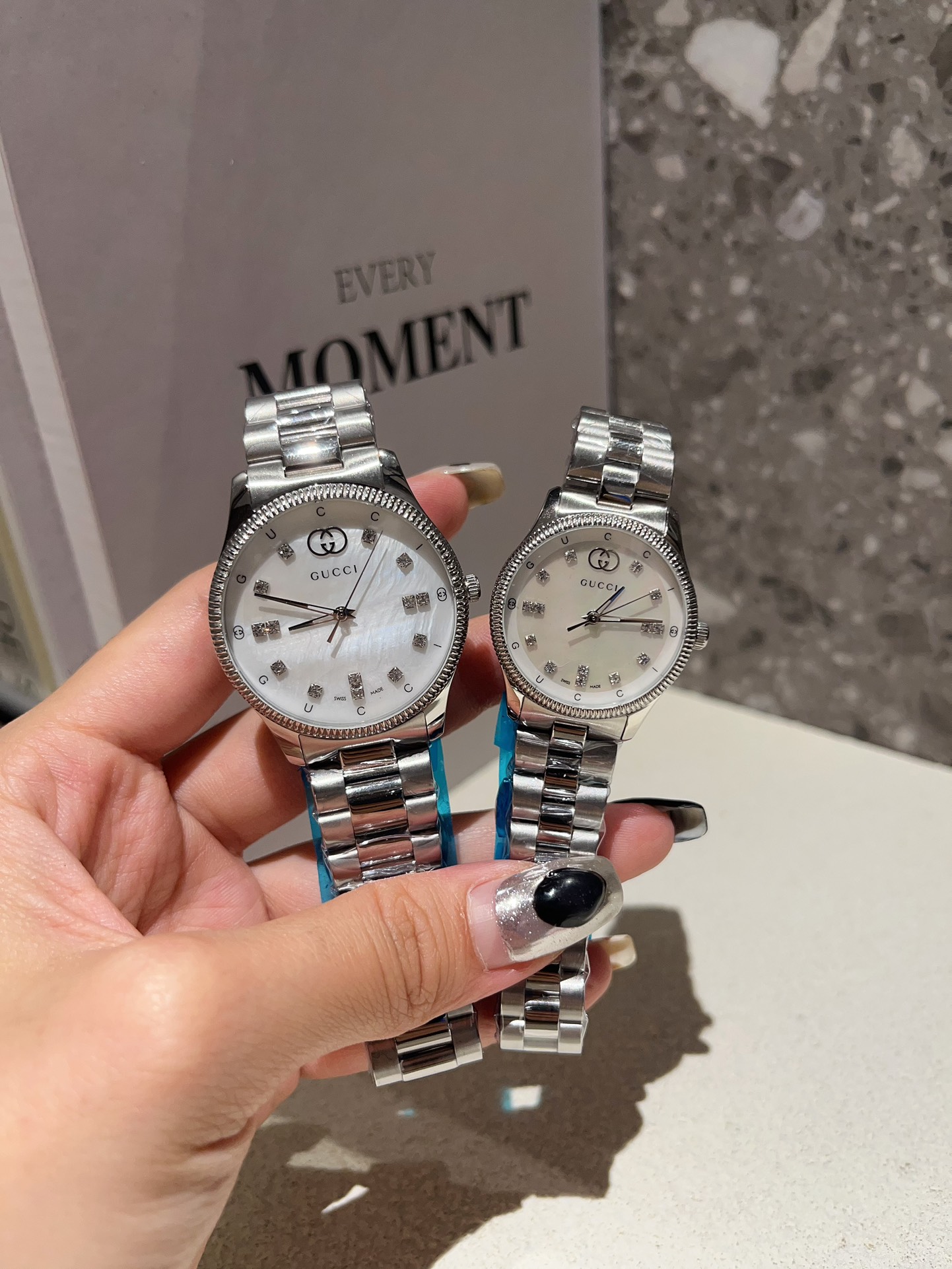 TOP Gucci Watch 2 Sizes - 2 Colors