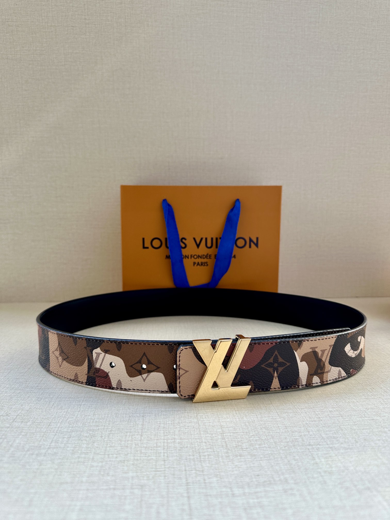 TOP Louis Vuitton LV Initiales Reversible Belt - 4.0CM