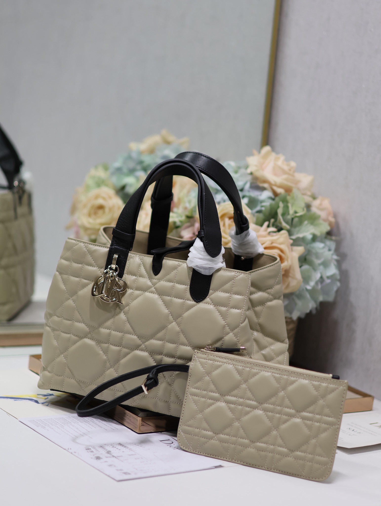 TOP Christian Dior Large Toujours Handbag Calfskin 28.5x19x21.5cm - CD Lock Letter D Knob