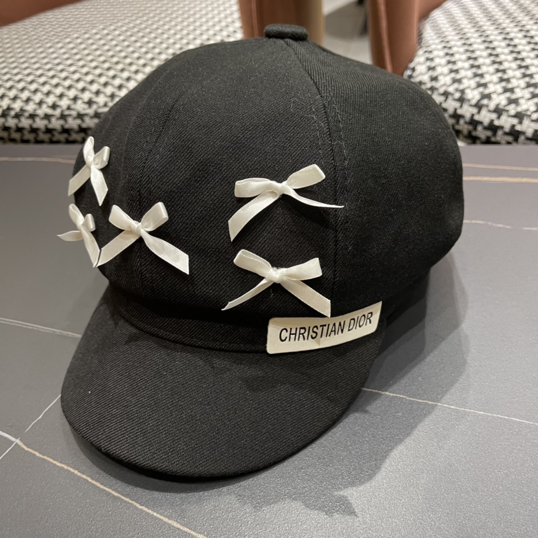 TOP Christian Dior Autumn And Winter Octagonal Hat - Two Colors