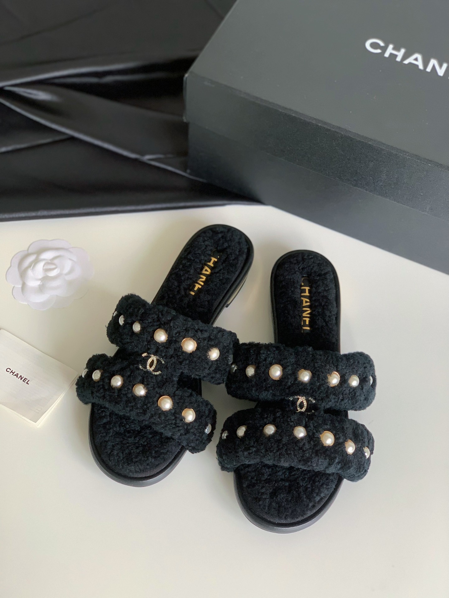 TOP CHANEL Wool Slippers - 3 Colors