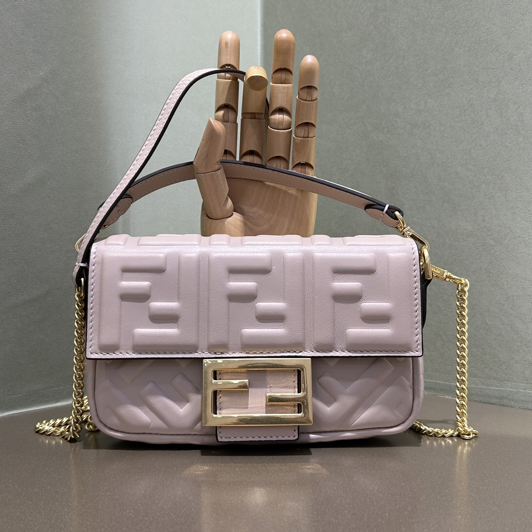 TOP FENDI Leather Baguette Bags 19x10x4cm - 9 Color