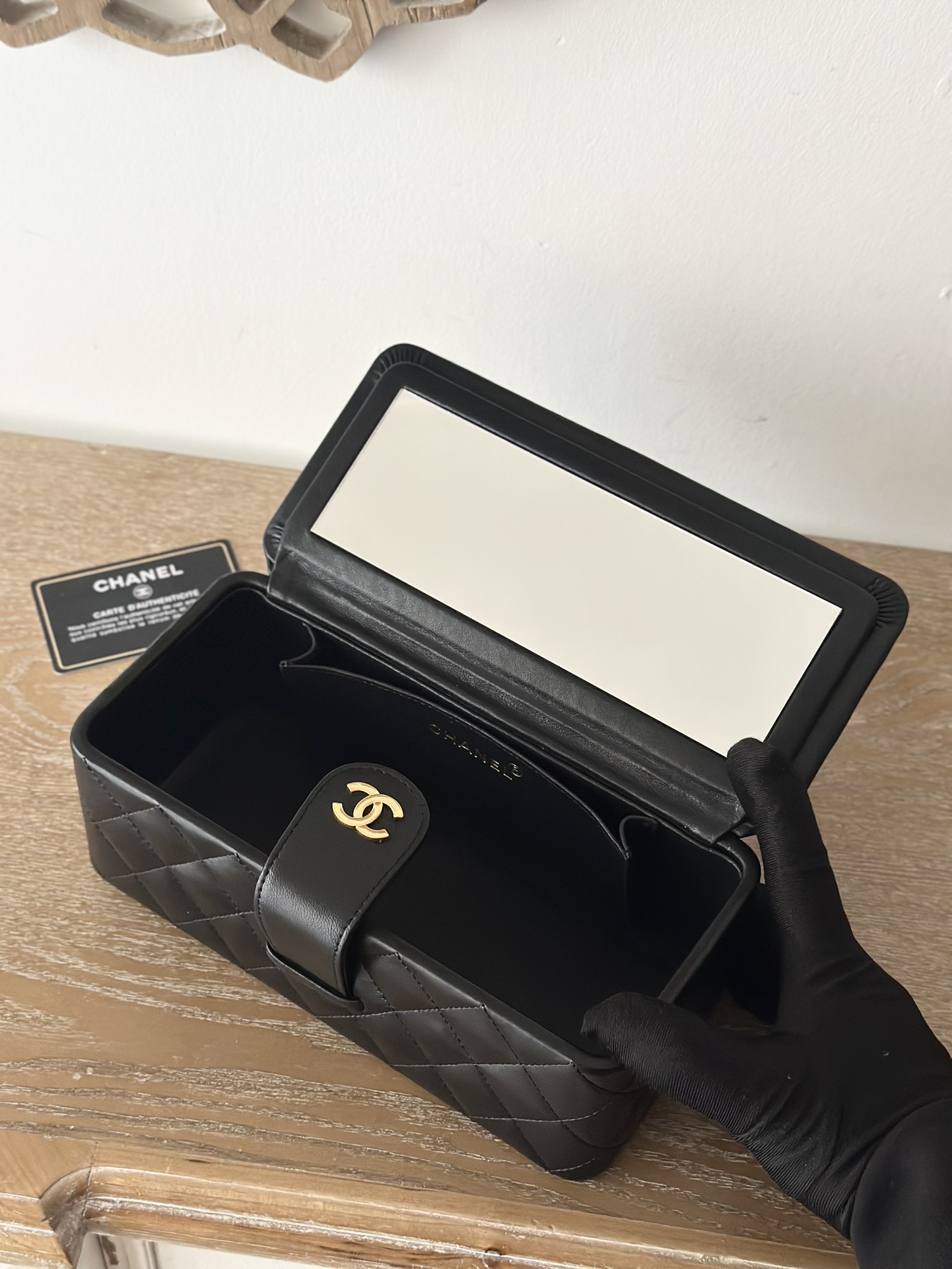 TOP CHANEL Vanity Case Lambskin 8.5x11x9.5cm/8.5x22x10cm - Black