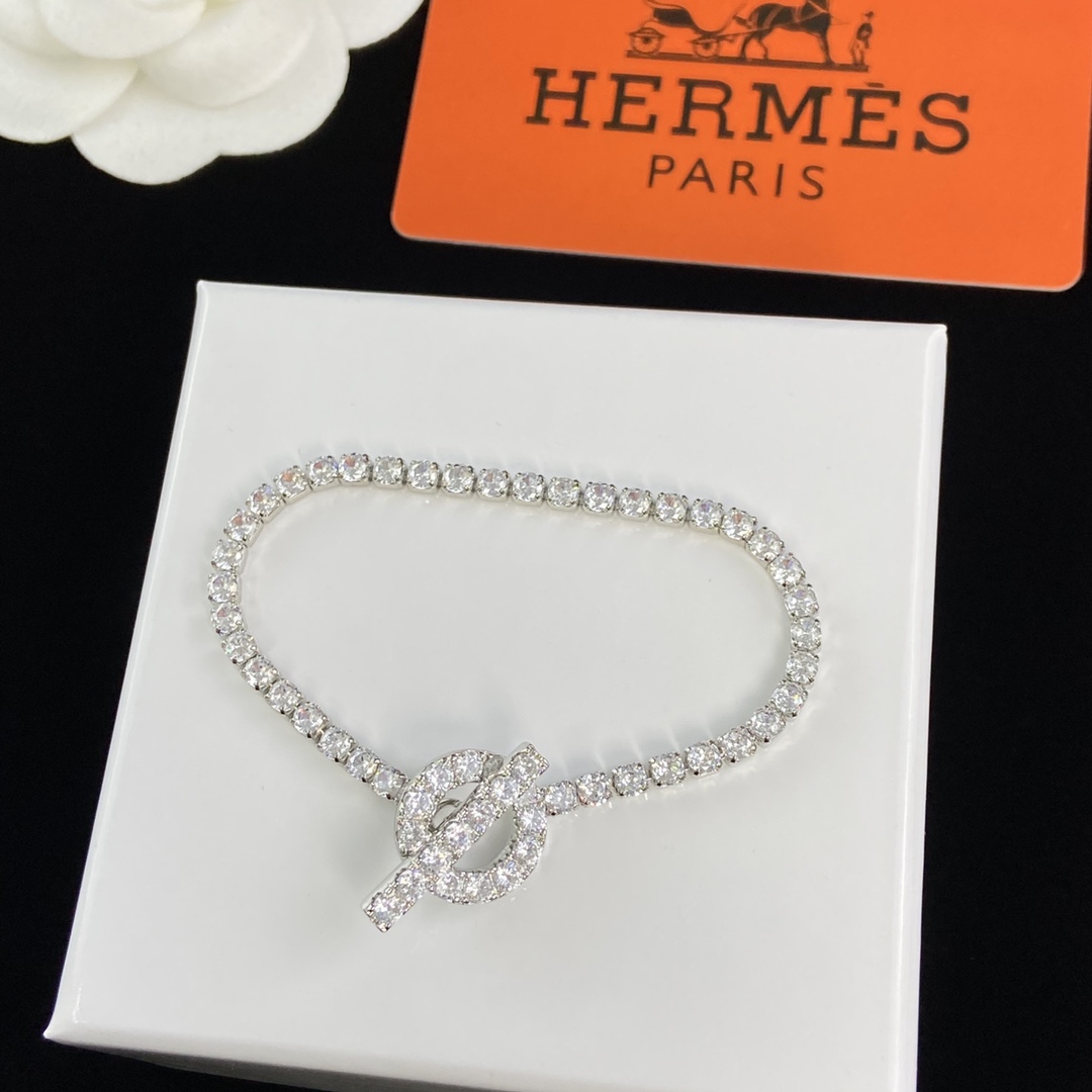 TOP HERMES Necklace Earrings Bracelet Ring Set - Silver