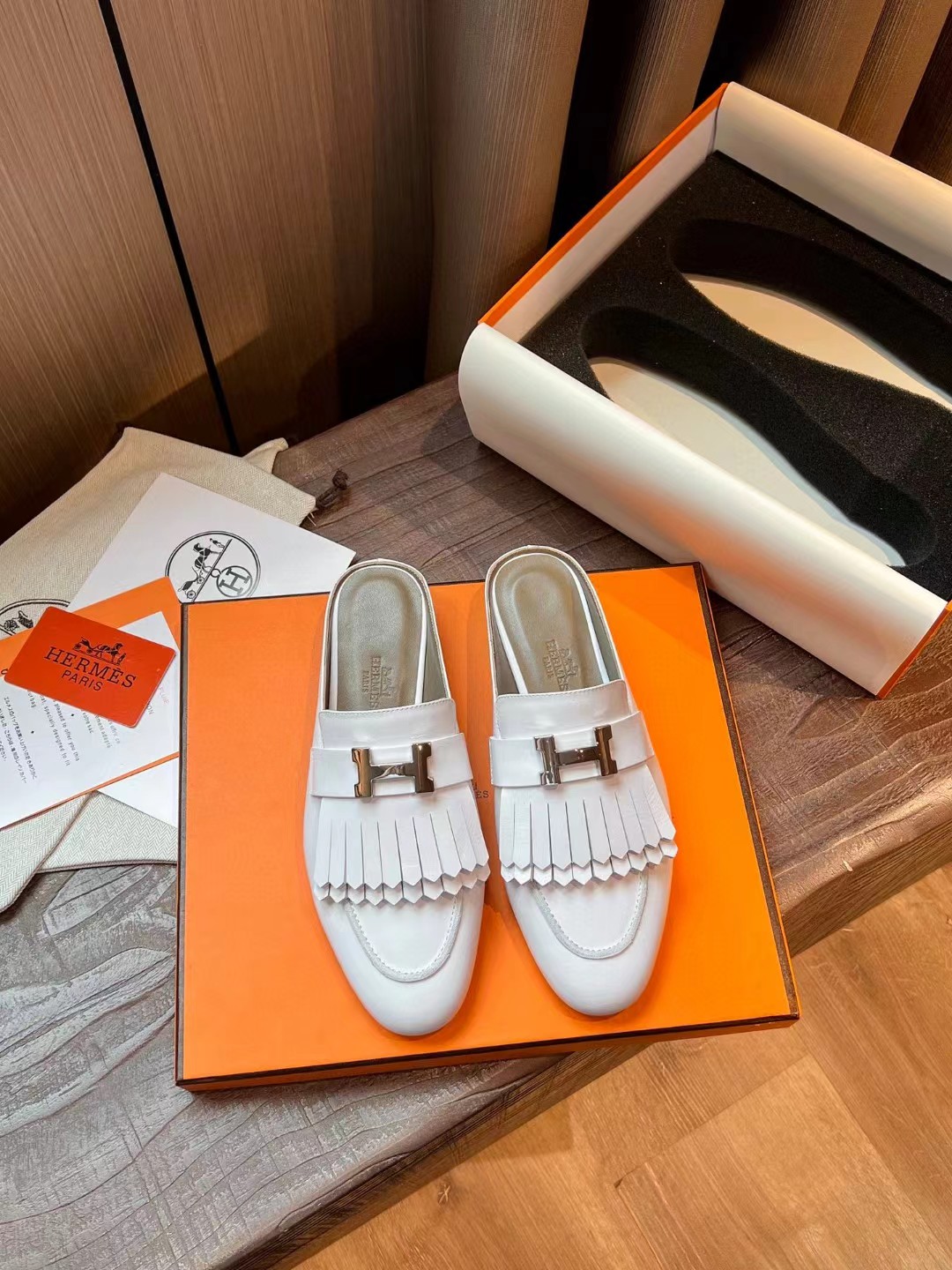 TOP HERMES Nappa Leather Mules - White