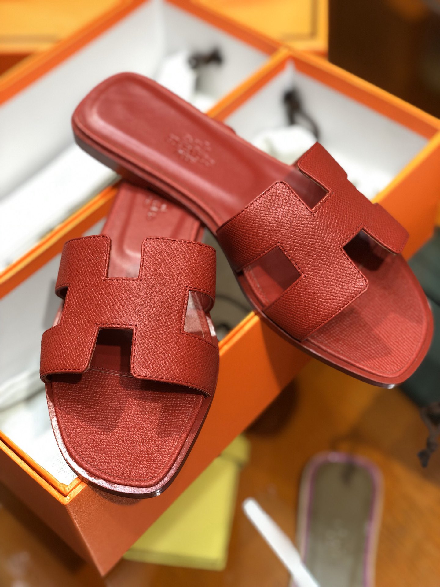 TOP HERMES Slippers - Red