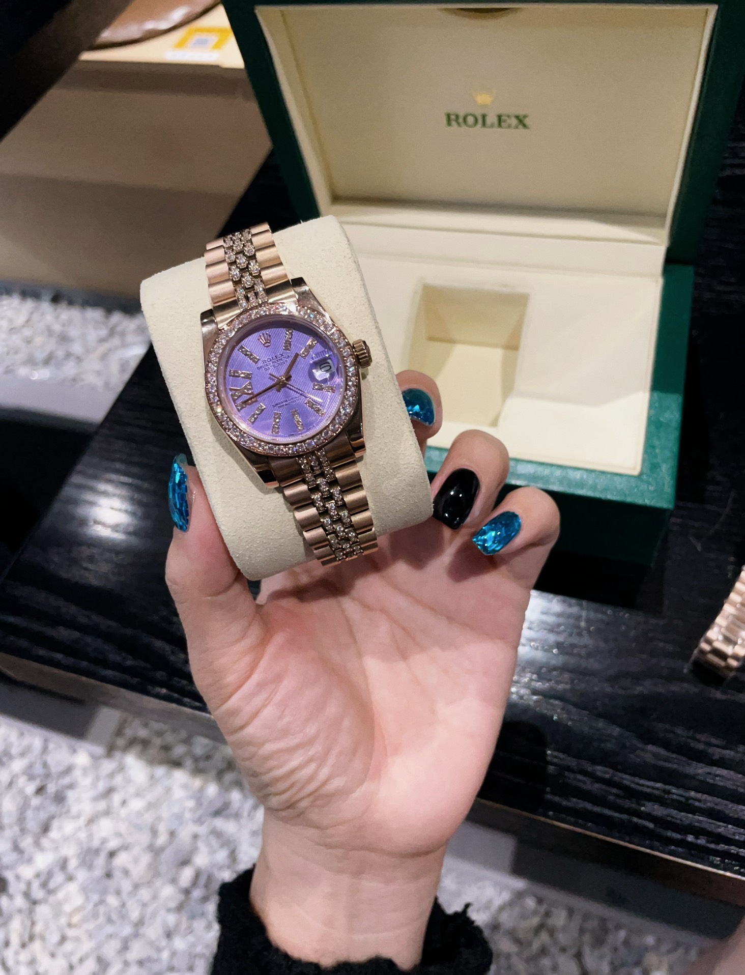 TOP ROLEX Purple Dial Watch 31mm - Rose Gold