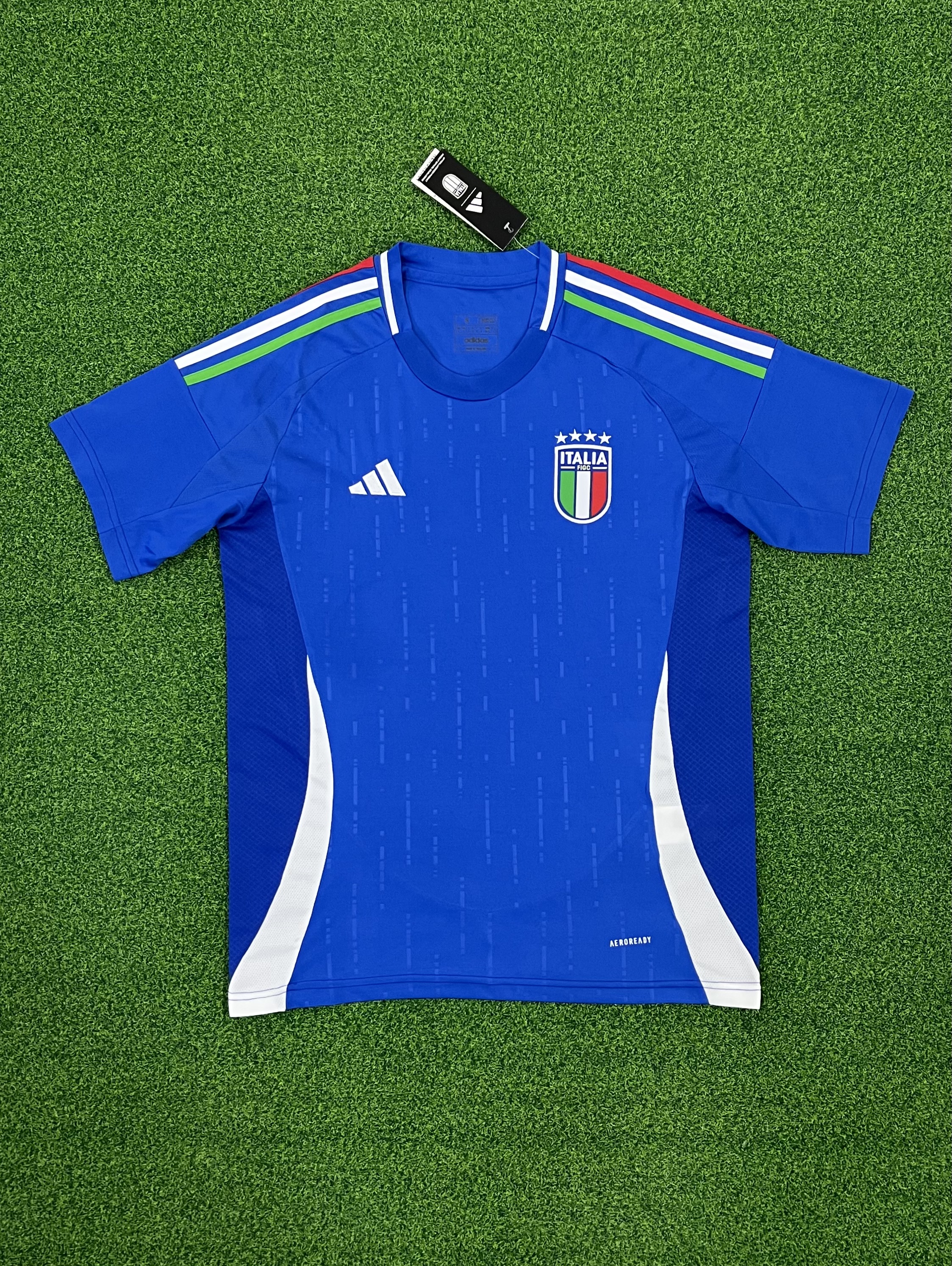 2425  Italy home jersey...Player embroidery version