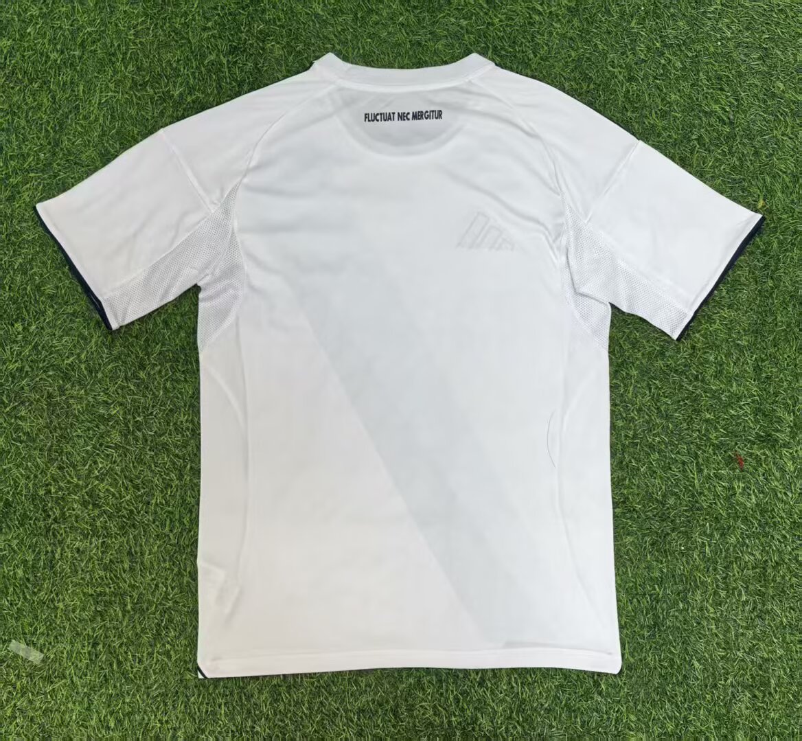 2025/2026 Paris FC Away Football Shirt 1:1 Thai Quality