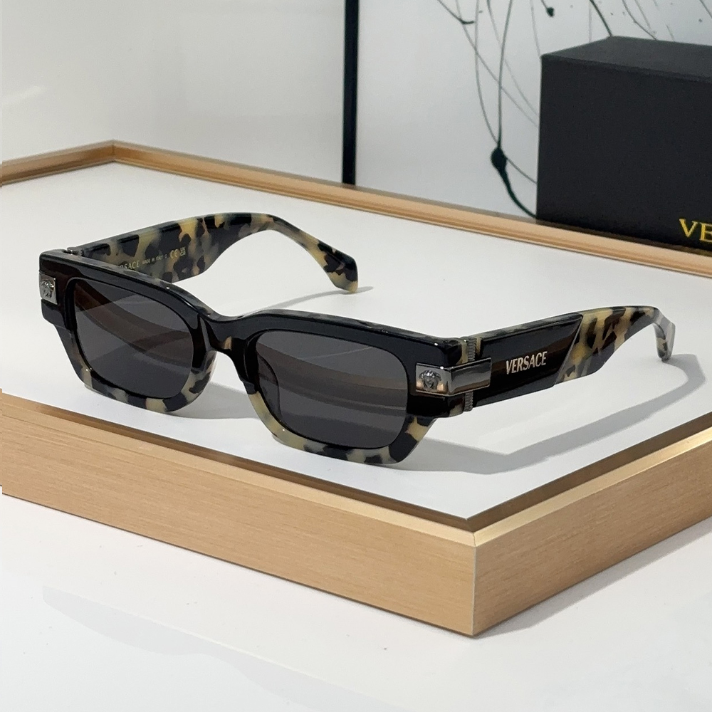 Versace Letter Frame Sunglasses Top Quality（Replica）