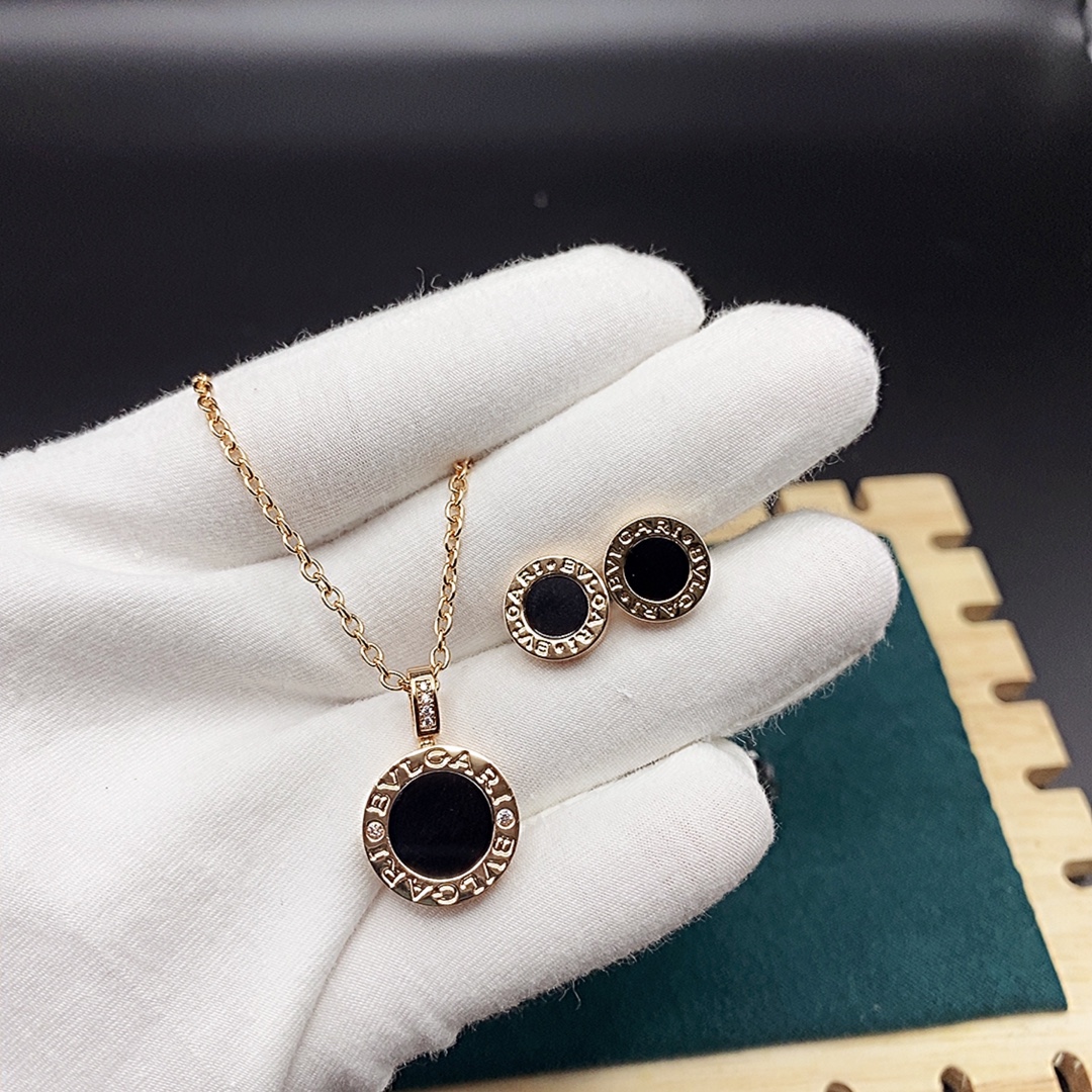 TOP BVLGARI Necklace Earrings Set