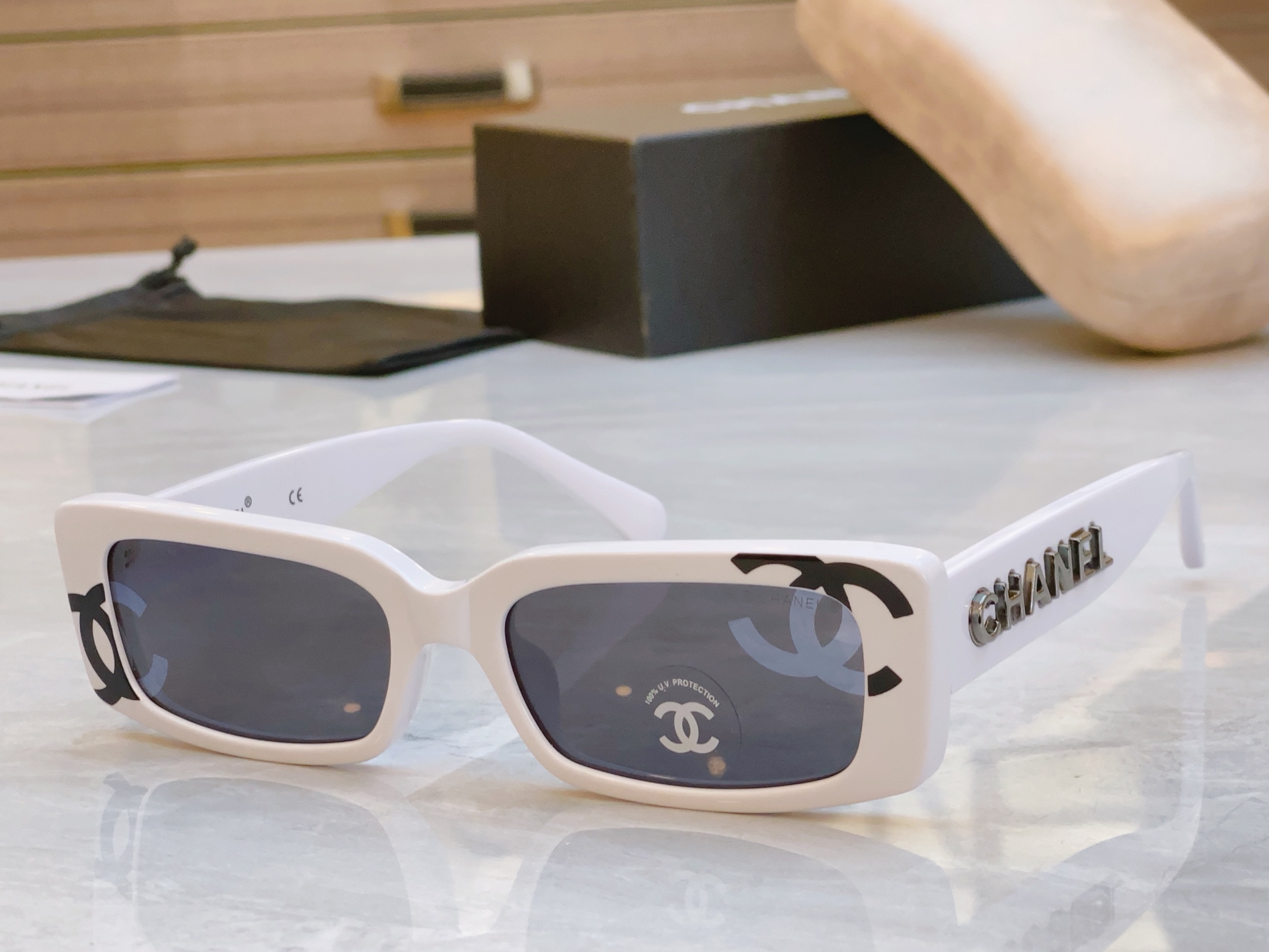 TOP CHANEL Sunglasses - 6 Colors