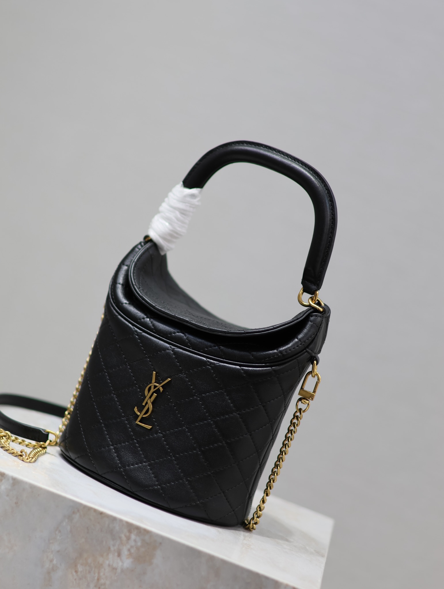 TOP Yves Saint Laurent YSL Gaby Flip Bucket Bags 19x17x15cm - Black&GWH