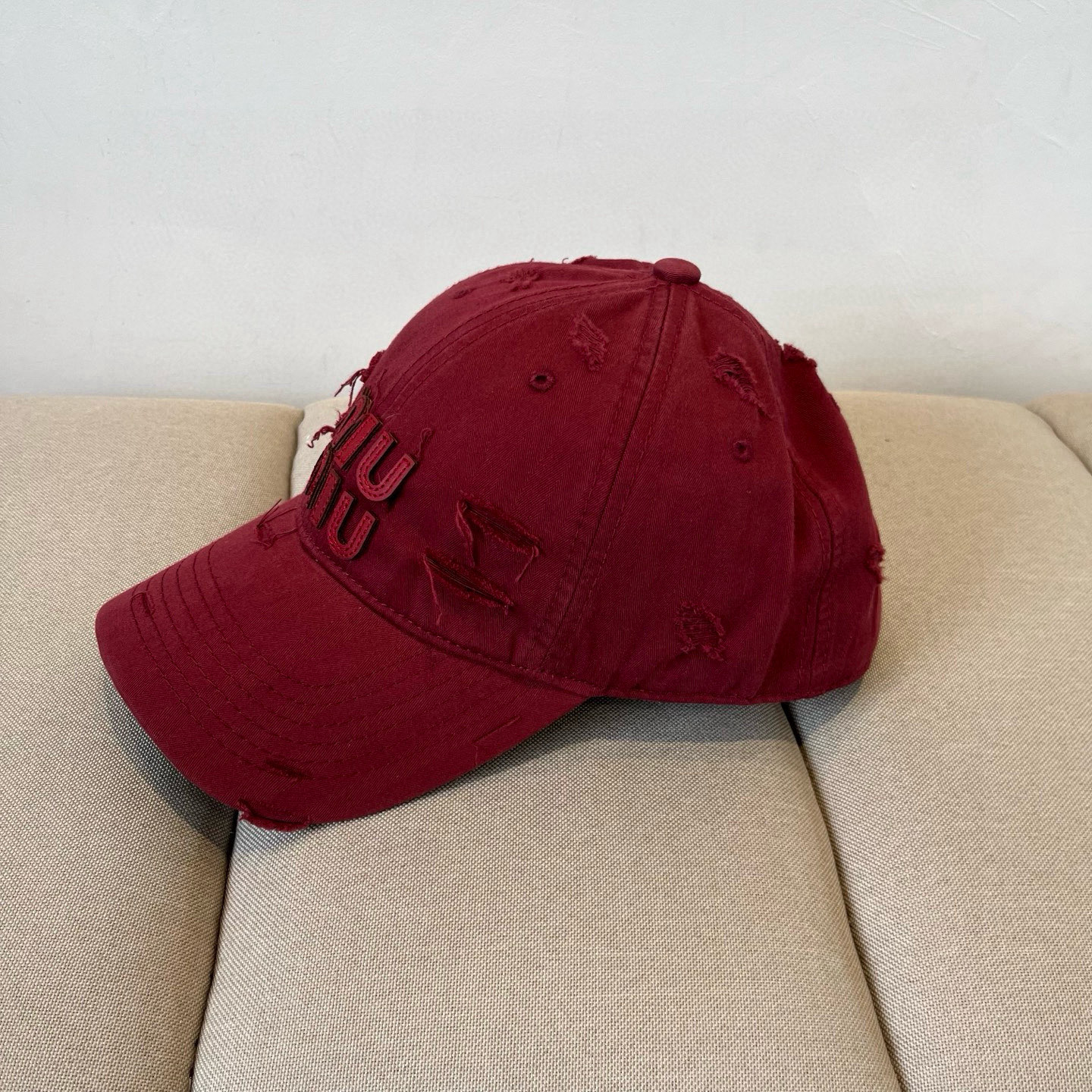 TOP Miu Miu Baseball Cap - Red