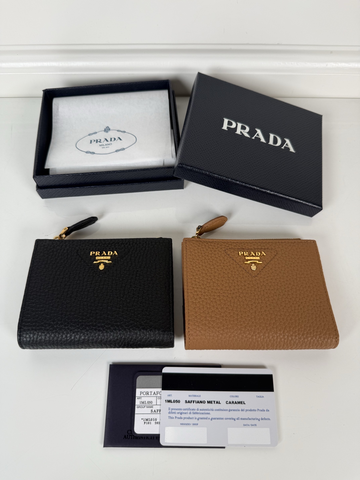 TOP PRADA Calfskin Wallet 11.5x9.5cm - 2 Color