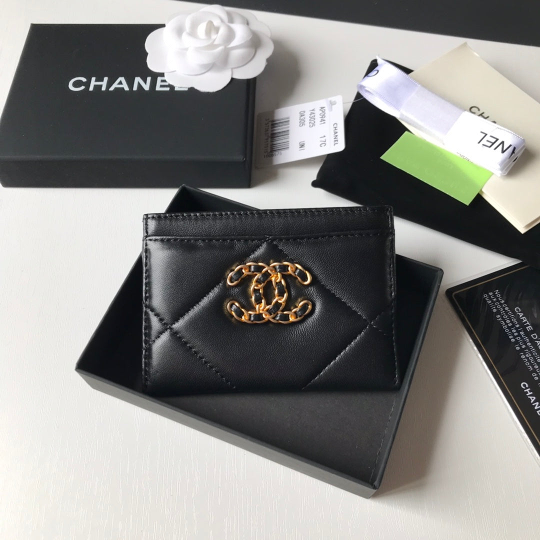 TOP CHANEL 19 Card Holder Lambskin - Black
