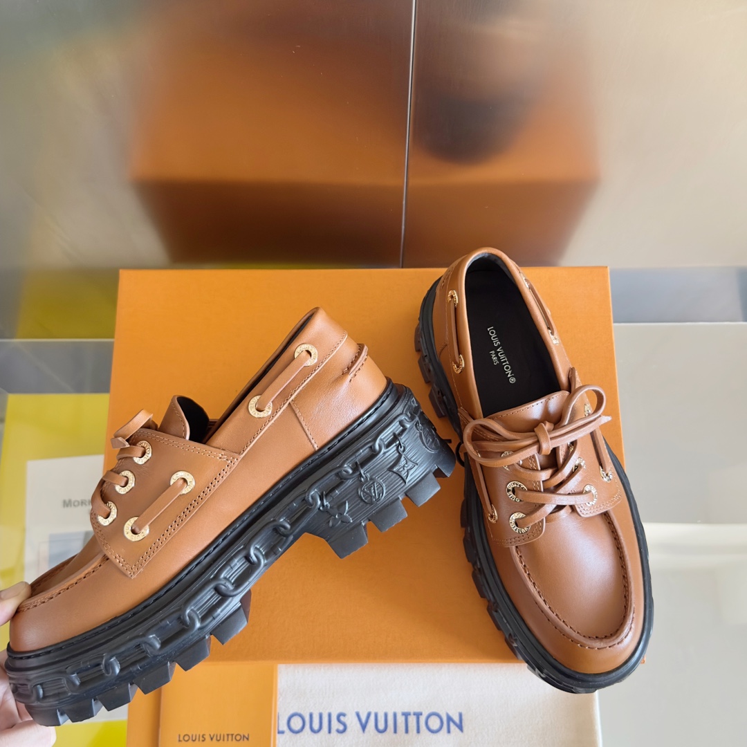 TOP Louis Vuitton LV Record loafers Shoes - 2 Colors