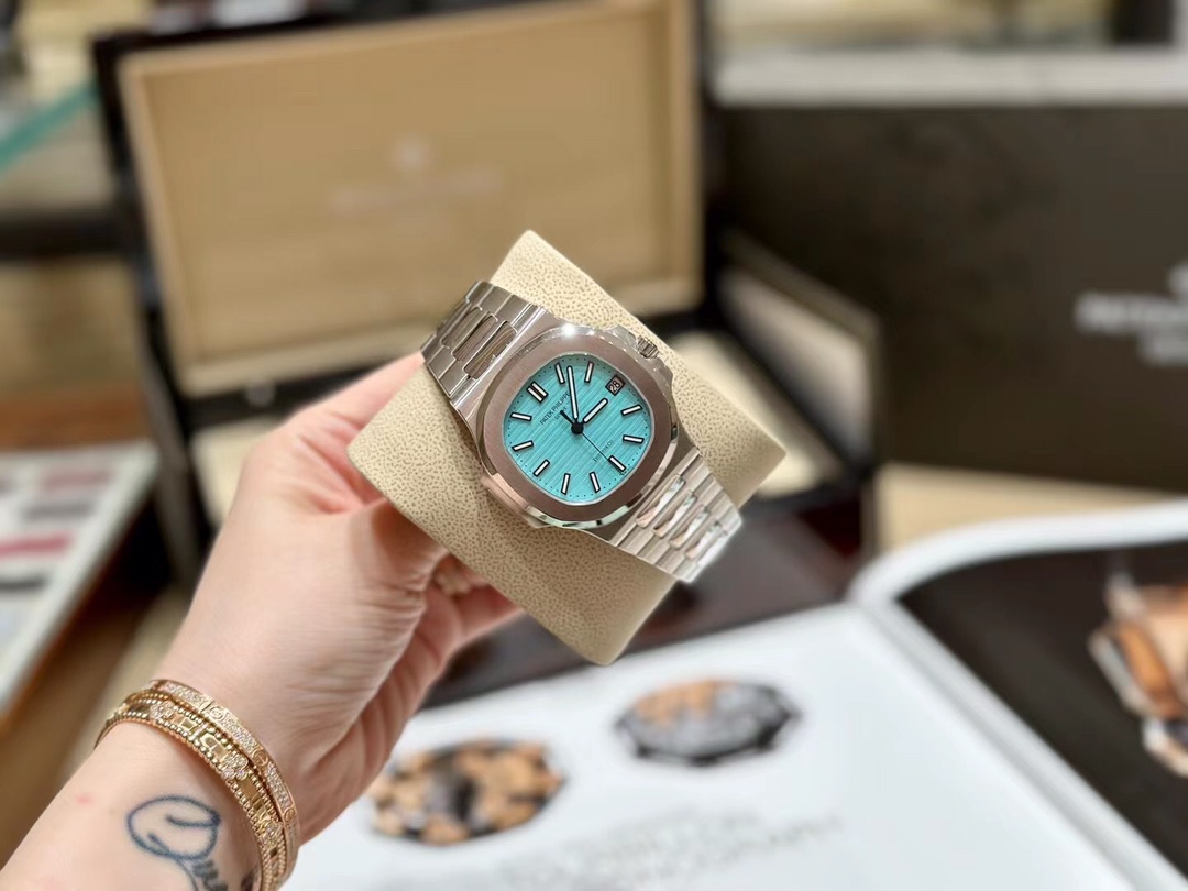 TOP Patek Philippe Nautilus 40mm Watch   Blue