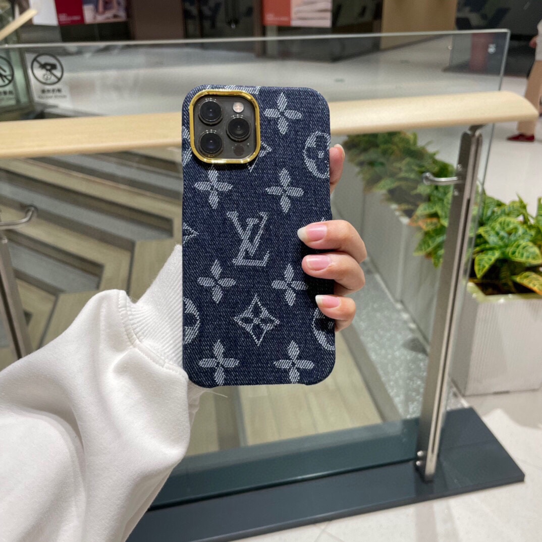 TOP Louis Vuitton LV Iphone case - 2 Color