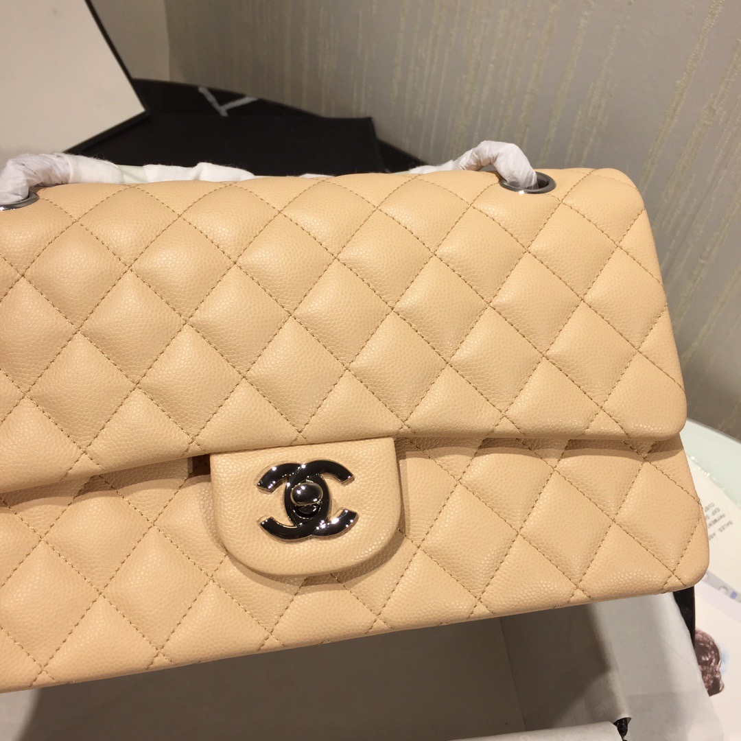 TOP CHANEL Classic Flap Bag Caviar Medium 25.5cm – Beige & SHW