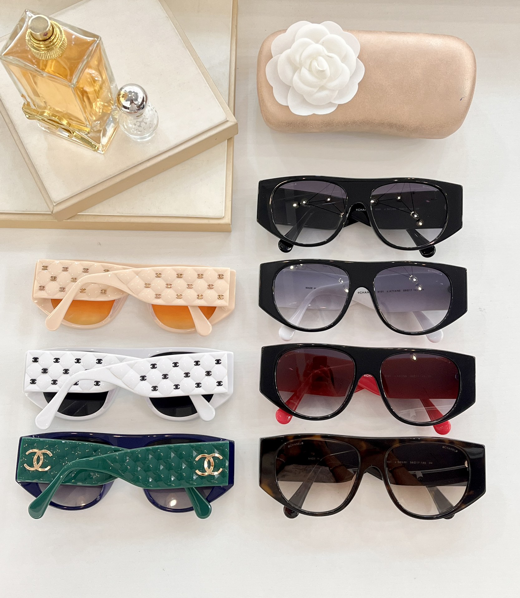 TOP CHANEL Sunglasses - 7 Color