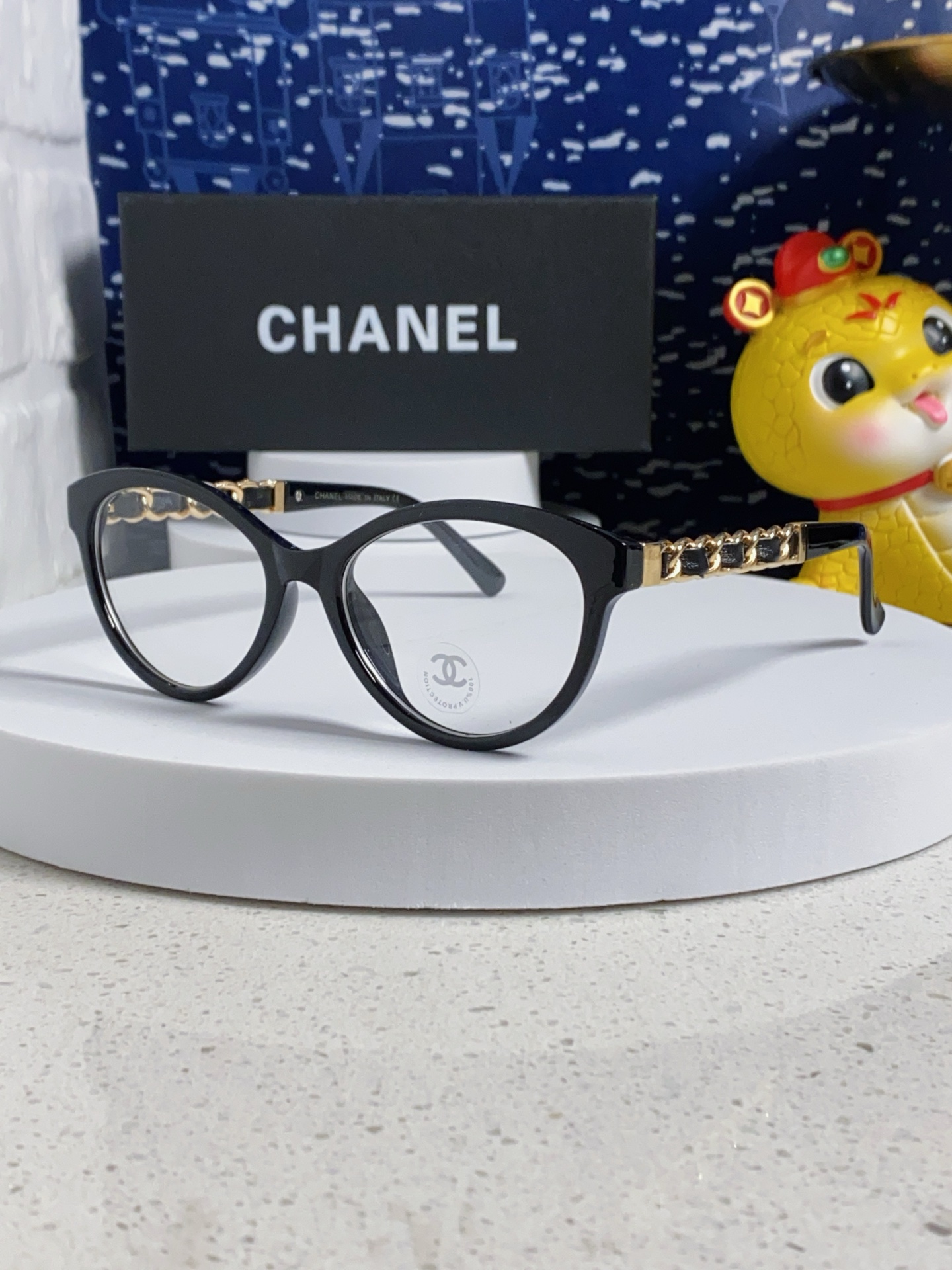 TOP CHANEL Sunglasses - 3 Colors