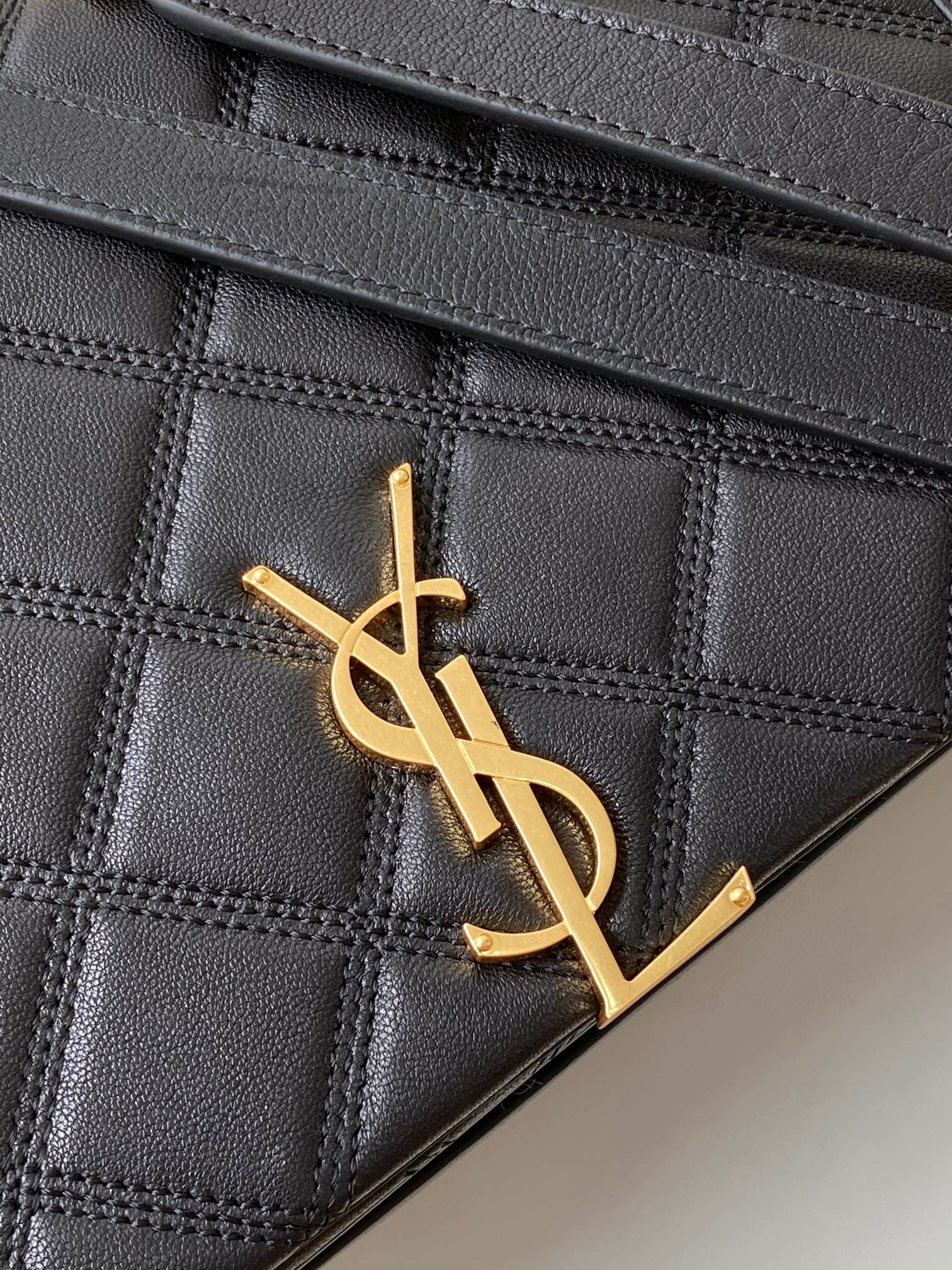 TOP Yves Saint Laurent YSL Becky Bag Lambskin 25CM - Black/White