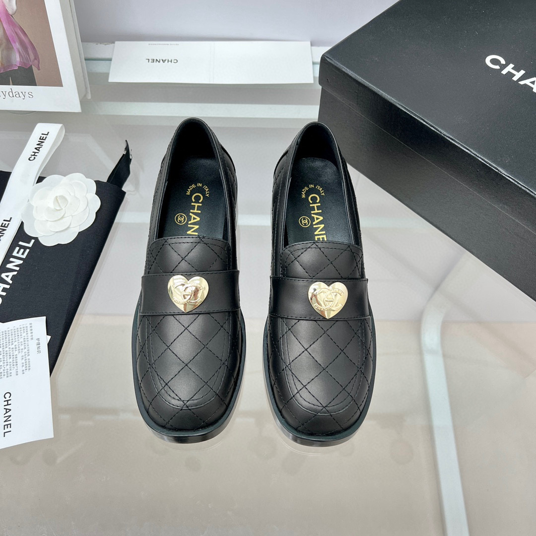 TOP CHANEL Leather Loafers Heart Logo - 4 Colours