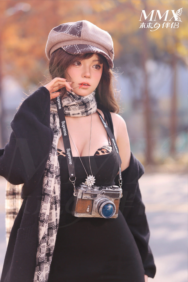 165cm/5ft5 F-Cup Full Silicone Chinese Sex Doll - LittleOrange Outdoor