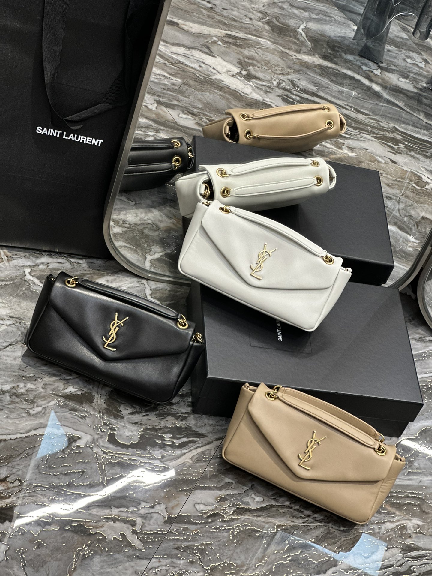 TOP Yves Saint Laurent YSL CALYPSO Lambskin Chain Bag 26 × 14 × 7 cm - 3 Colors