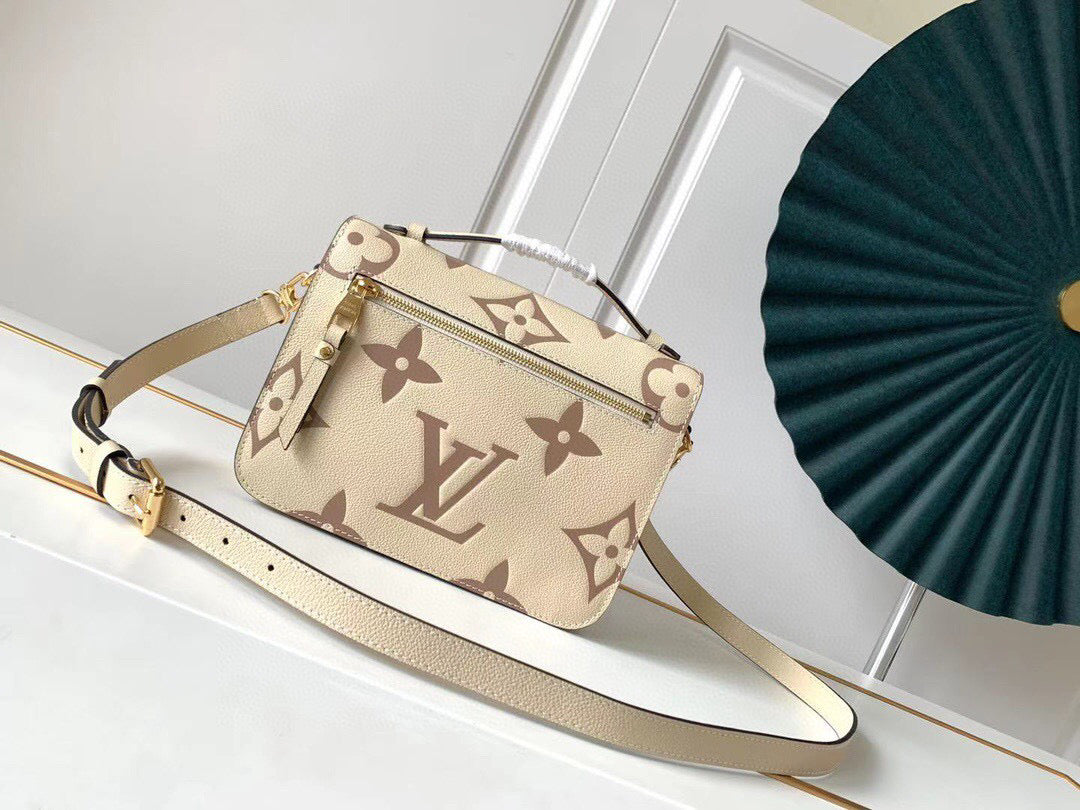 TOP Louis Vuitton LV Metis Giant Monogram Empreinte 2 Tones 25X19X7cm- White