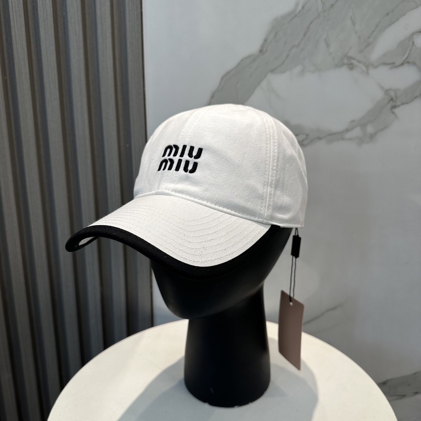 TOP Miu Miu Baseball Cap - 9 Colors