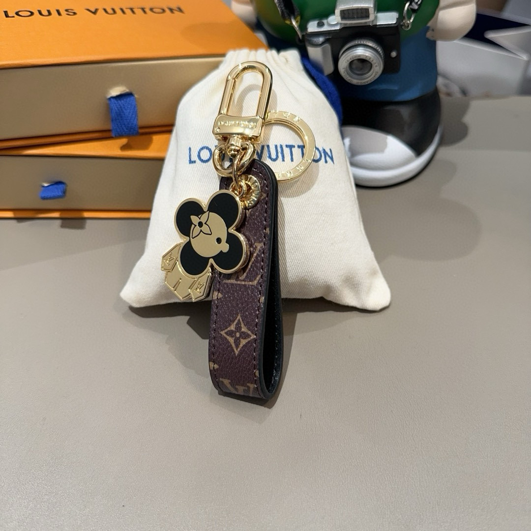 TOP Louis Vuitton LV Sunflower Keychain-4 Colors