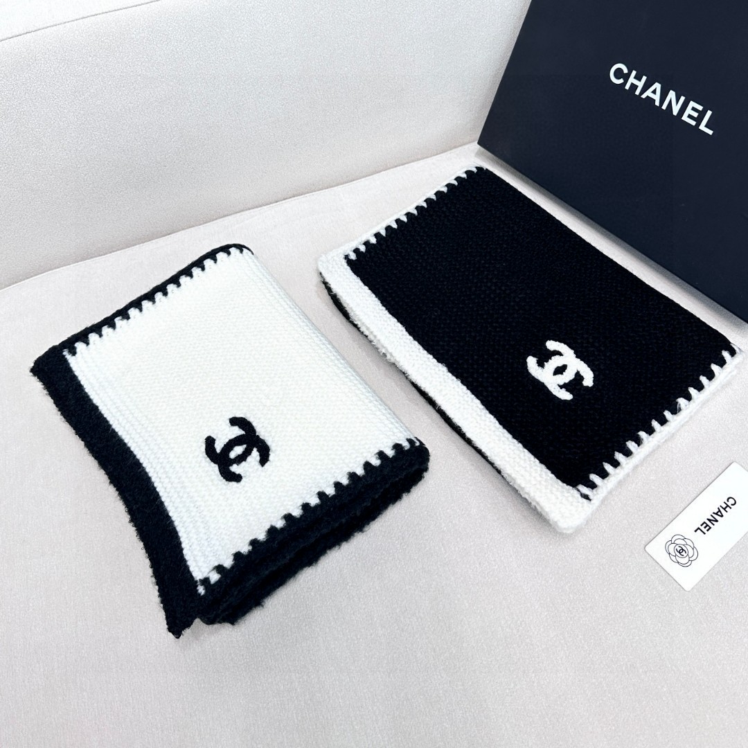 TOP CHANEL Cashmere Scarf 200x70 cm - 2 Colors
