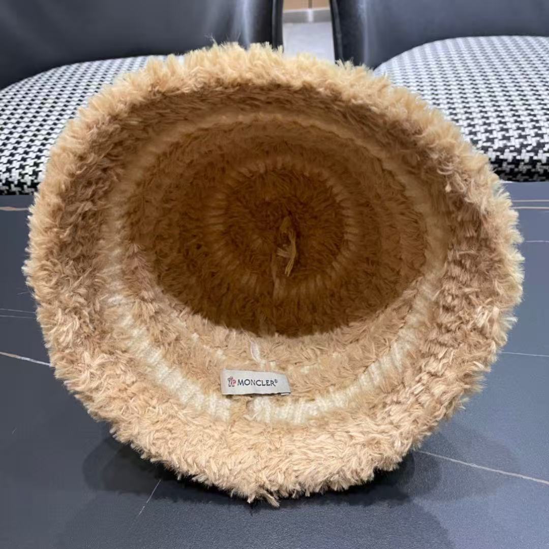 MONCLER Knitted striped bucket hat(Replica)
