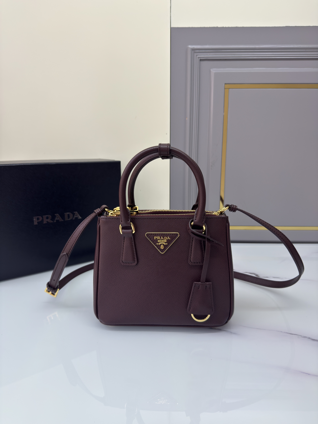 TOP PRADA Galleria Mini Saffiano Bag 20x15x9.5cm - Chocolate
