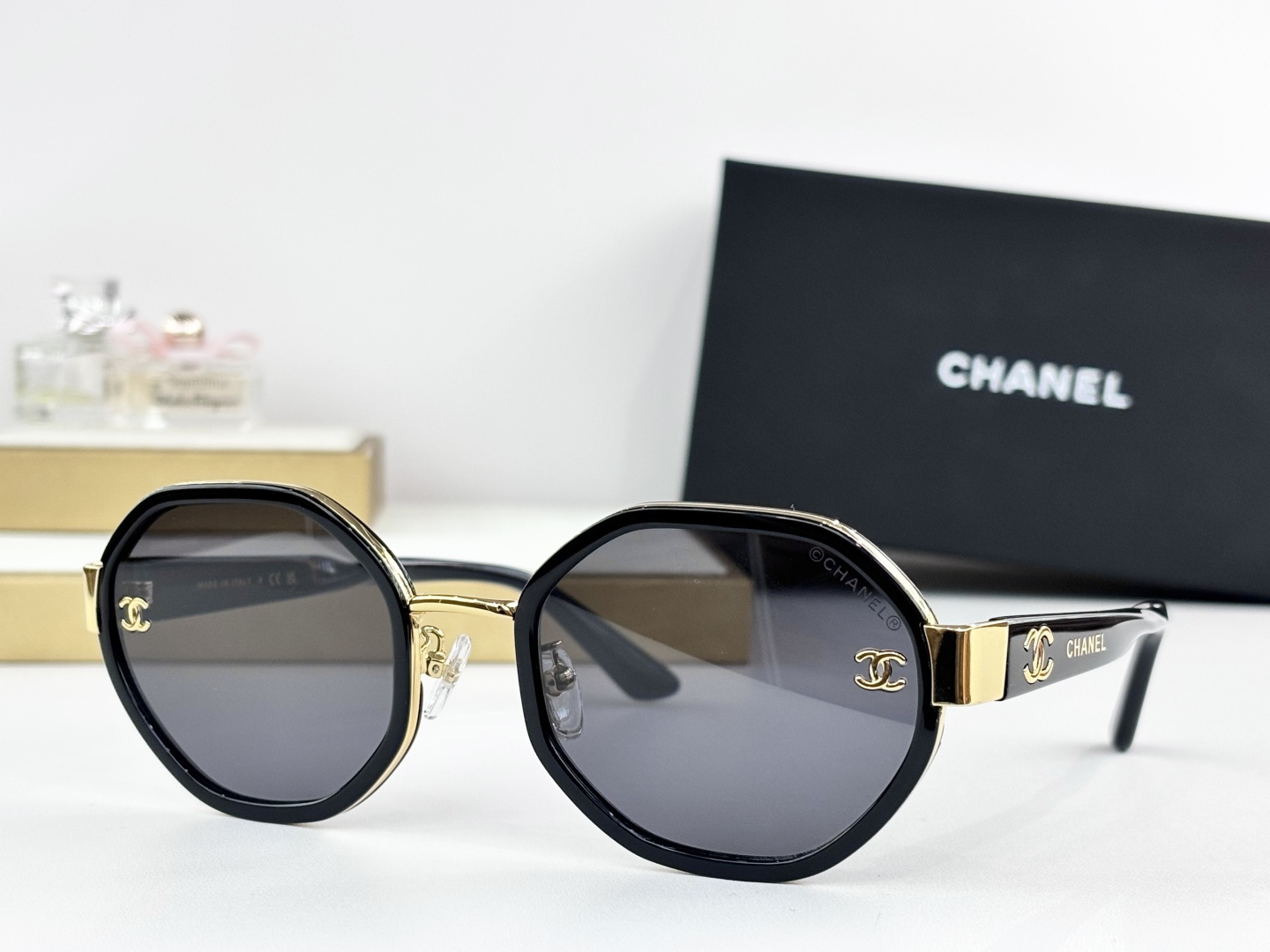 TOP CHANEL Sunglasses - 7 Colors