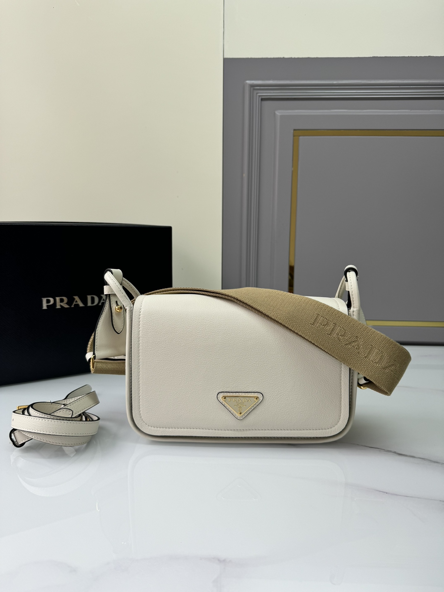 Top PRADA Lindy Bag 24Ｘ15Ｘ8cm - 4 Colors