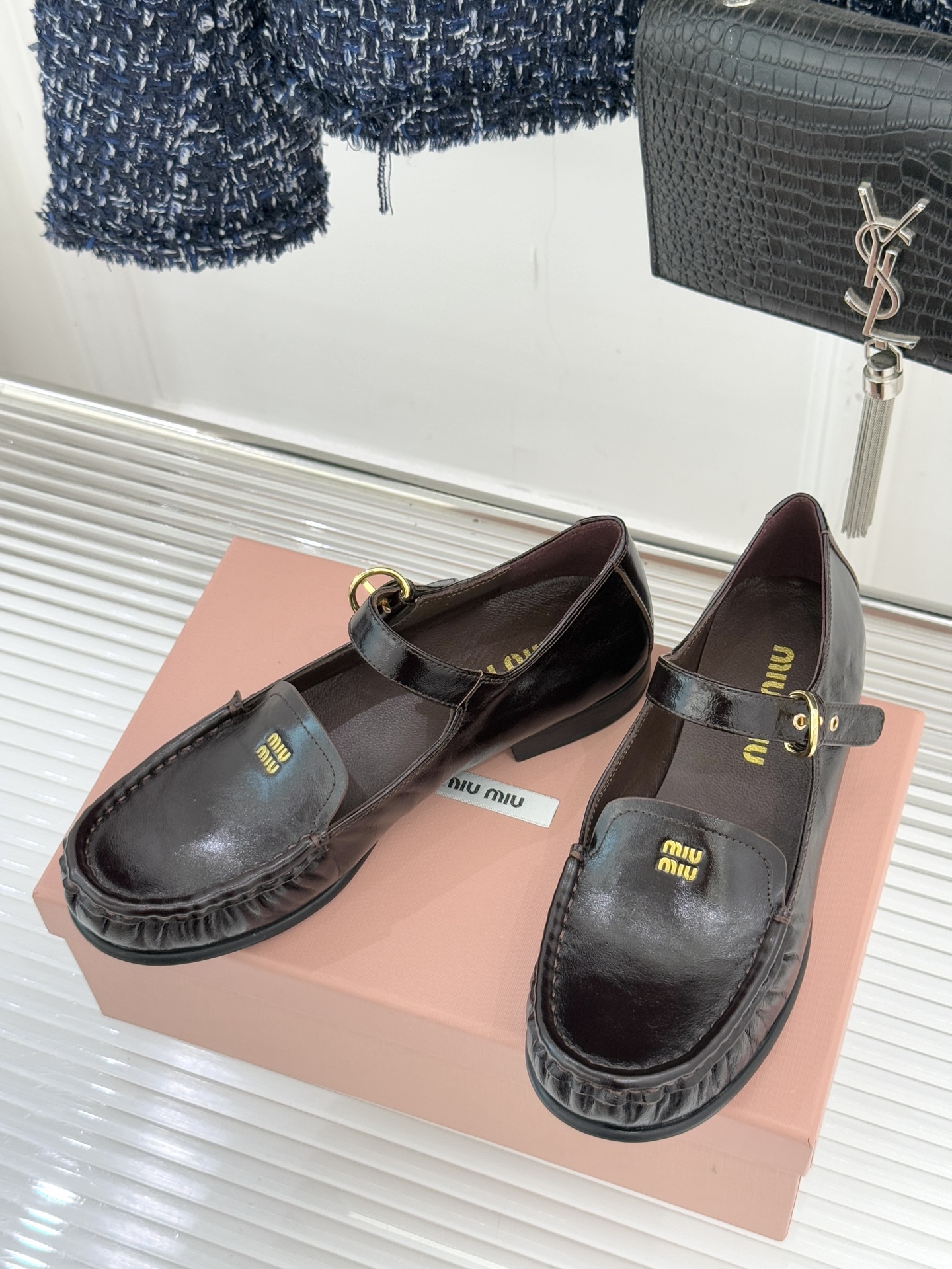 TOP Miu Miu Mary Jane Loafer Shoes - 2 Color