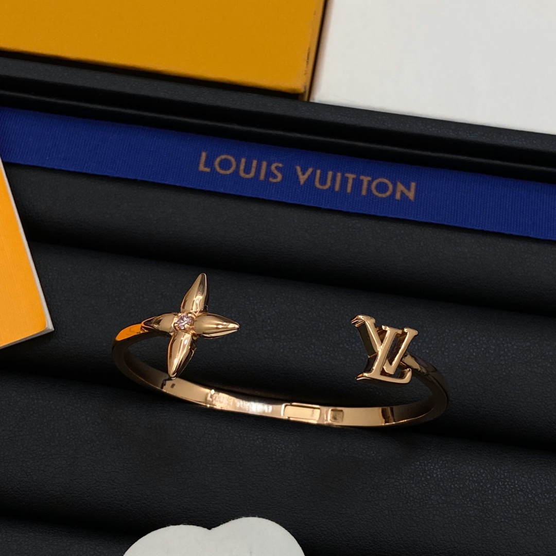 TOP Louis Vuitton LV Bracelets - 3 Colour