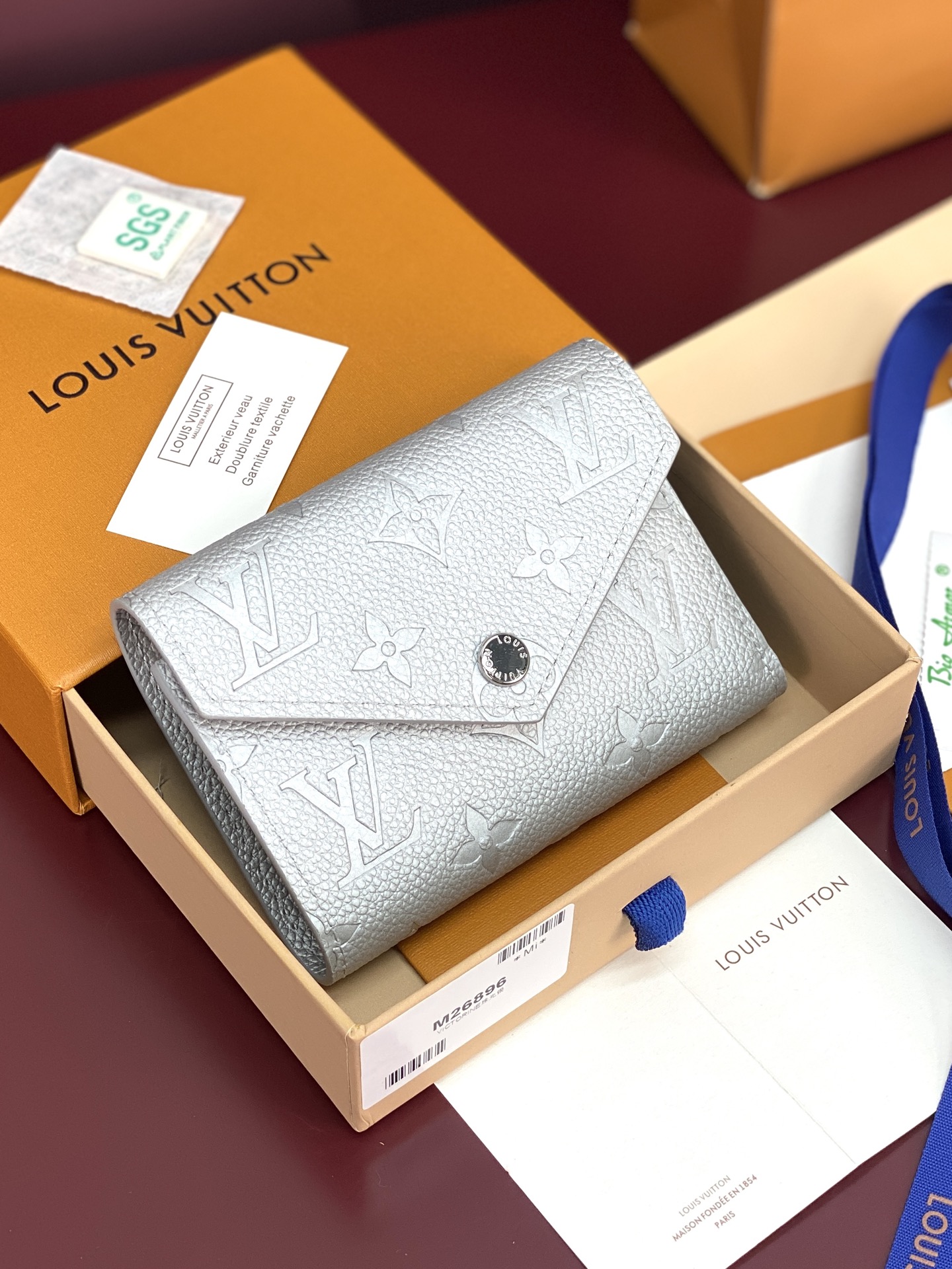 TOP Louis Vuitton LV Monogram Empreinte Wallet 12x9.5x2.5cm - Pearl Silver