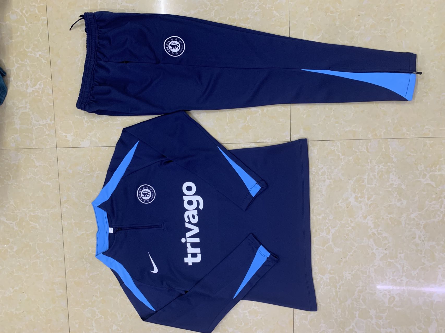 2024-25 Chelsea  Blue Football Half Pull Training Suit