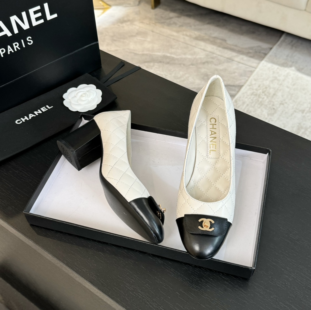 TOP CHANEL CC Buckle Diamond Pattern Pumps - 4 Color