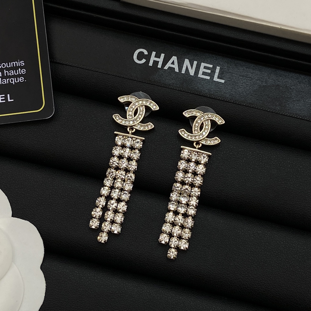 TOP CHANEL  Earrings - 2 Colors