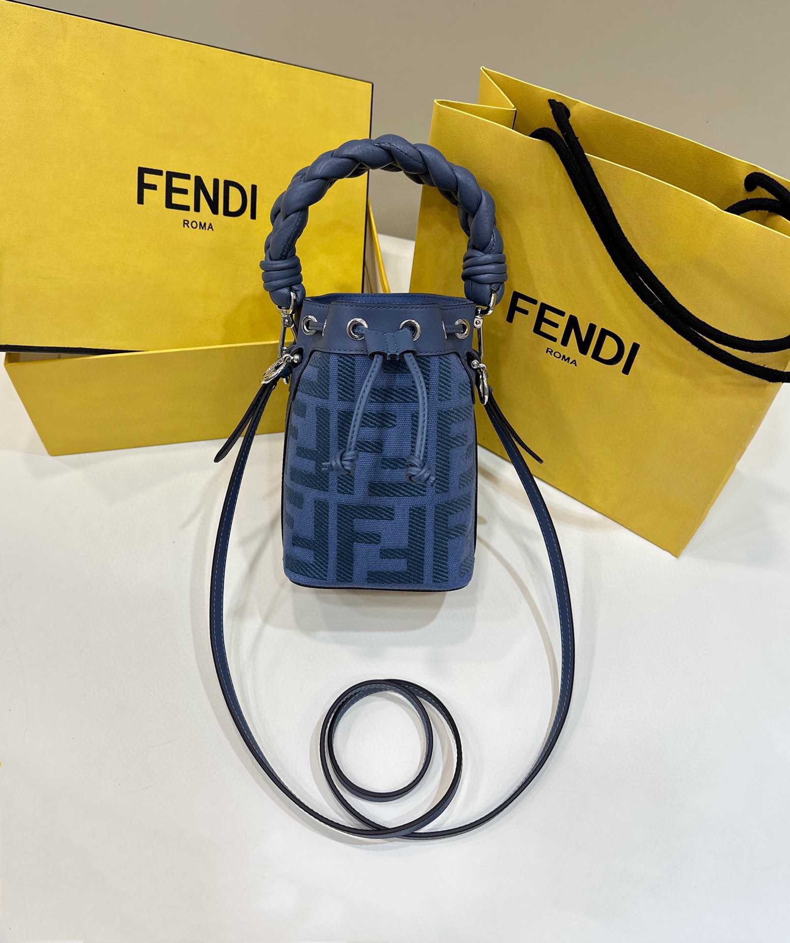TOP FENDI Mon Tresor Embroidered Washed Denim HandBag - Blue
