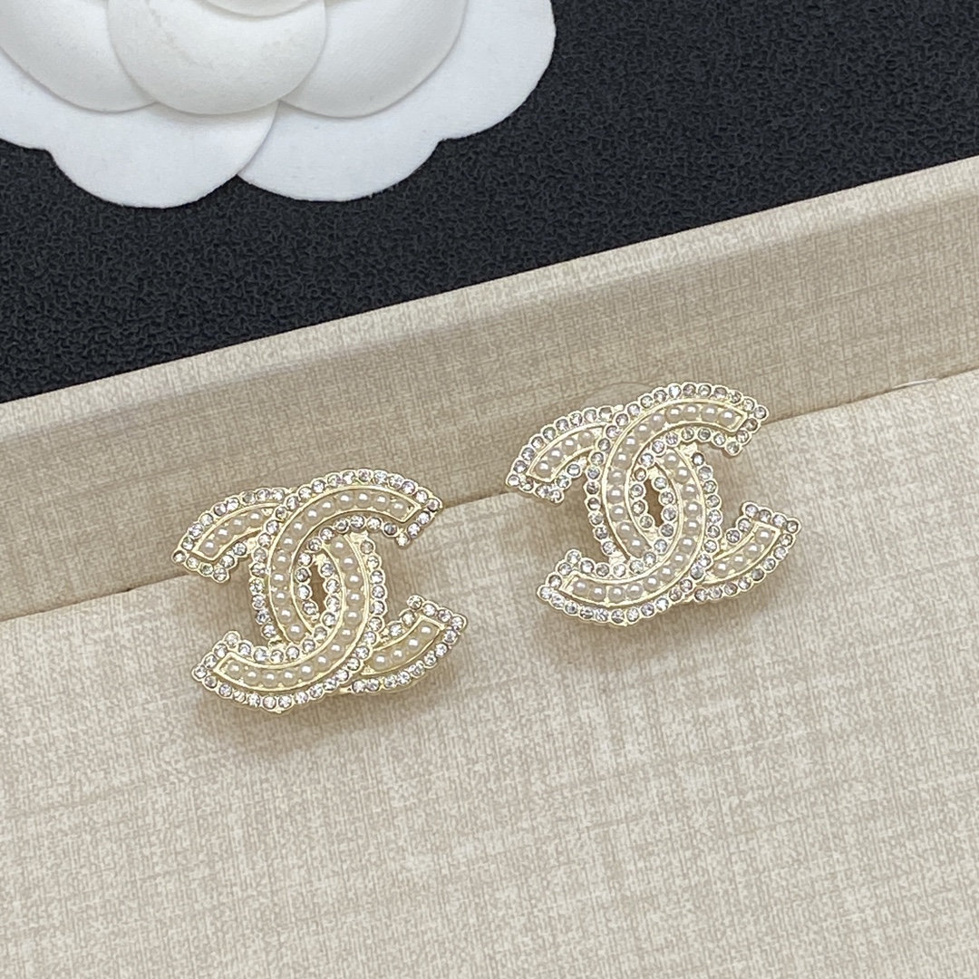 TOP CHANEL CC Diamonds Earrings - Gold